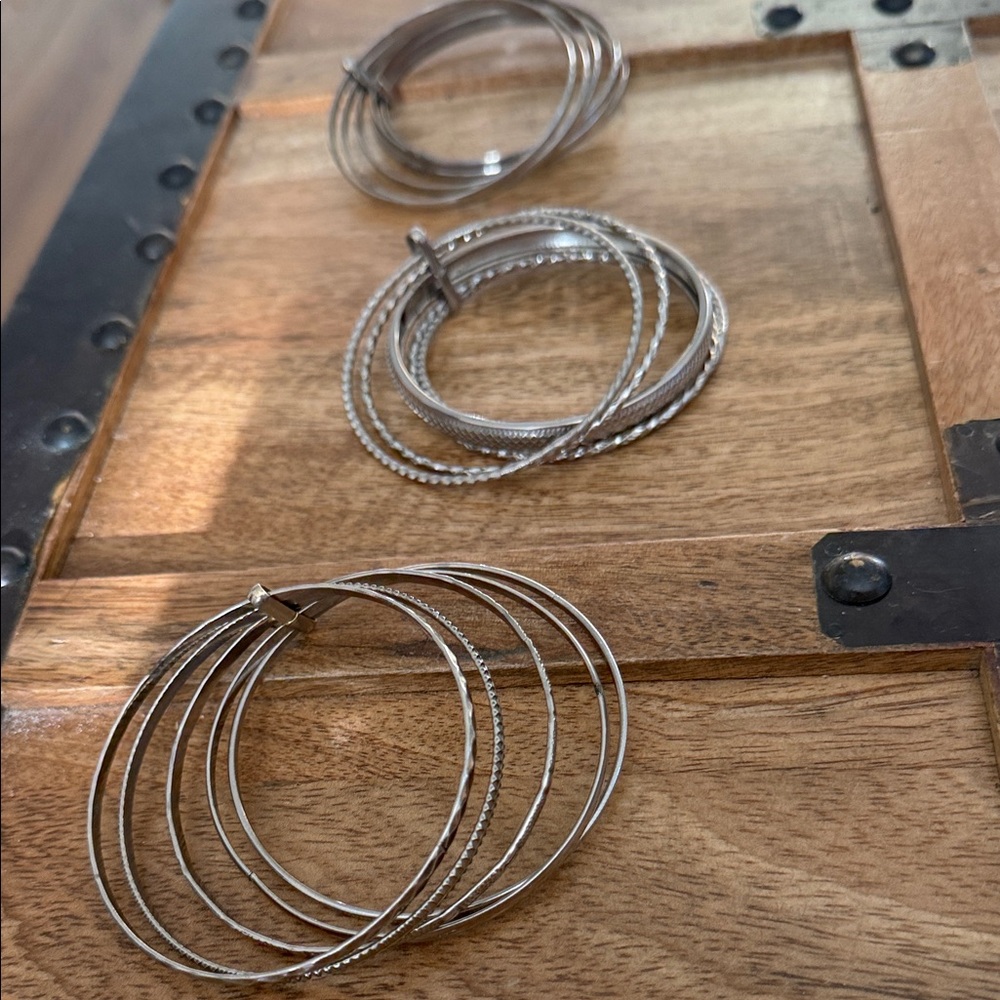 Silver tone Bangles
